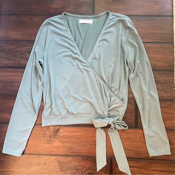 NWT Lucky Brand Faux Wrap Top - Picture 6 of 15